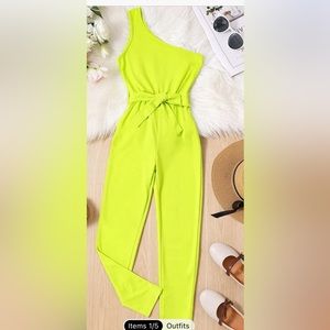 Little girls size 7y brand new one shoulder jumper suit.